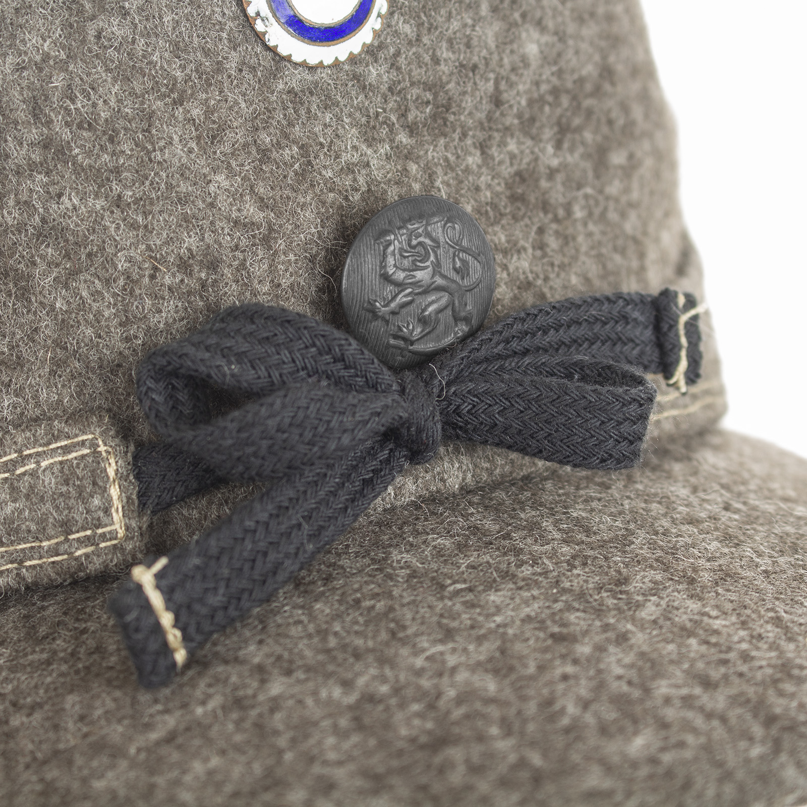 Swedish Skidmössa, Reproduction Swedish Skidmössa, Reproduction